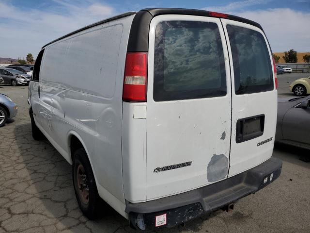 1GCGG25V561262836 - 2006 CHEVROLET EXPRESS CA WHITE photo 3