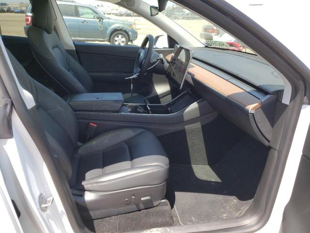 5YJYGDEE5LF035262 - 2020 TESLA MODEL Y Белый фото 5