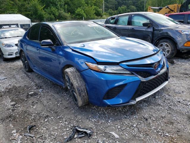 4T1B61HK4JU005887 - 2018 TOYOTA CAMRY XSE BLUE photo 1