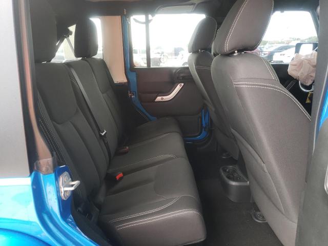 1C4BJWEG0GL249700 - 2016 JEEP WRANGLER UNLIMITED SAHARA  ფოტო 6