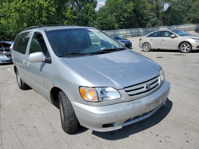 4T3ZF13C62U488807 - 2002 TOYOTA SIENNA LE SILVER photo 1