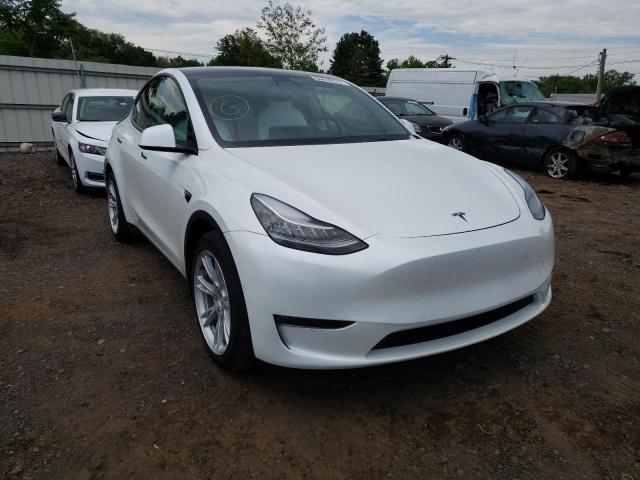 5YJYGAEE0MF178846 - 2021 TESLA MODEL Y WHITE photo 1