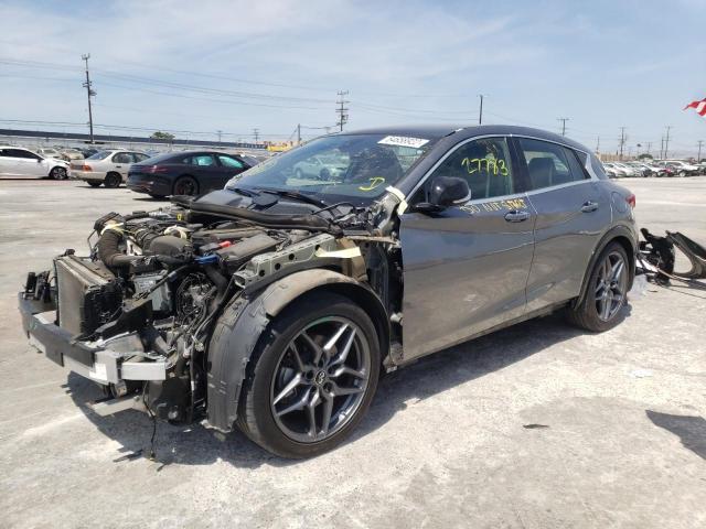 SJKCH5CP3JA047754 - 2018 INFINITI QX30 BASE GRAY photo 2