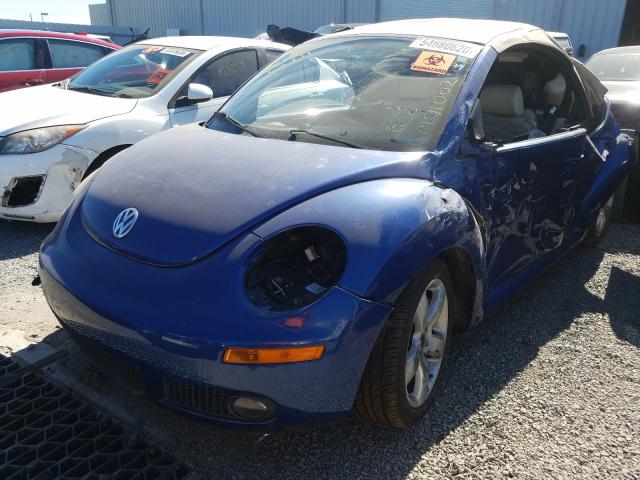 3VWSF31Y67M409461 - 2007 VOLKSWAGEN NEW BEETLE 蓝色 照片 2