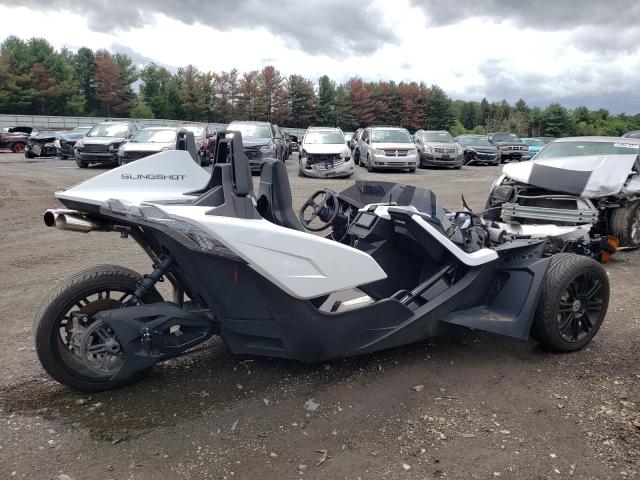 57XAASFA5K8133202 - 2019 POLARIS SLINGSHOT WHITE photo 4