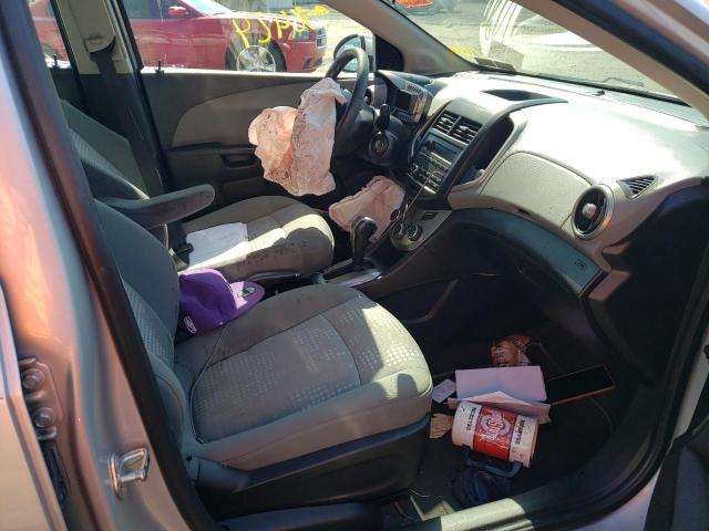 1G1JA5SG4G4182130 - 2016 CHEVROLET SONIC LS SILVER photo 5