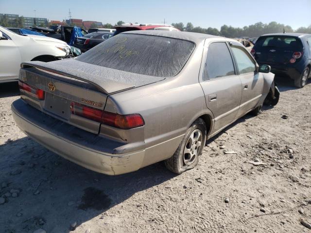 4T1BG22K2XU877571 - 1999 TOYOTA CAMRY CE SILVER photo 4