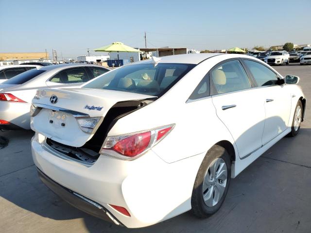 KMHEC4A42FA137414 - 2015 HYUNDAI SONATA HYB WHITE photo 4