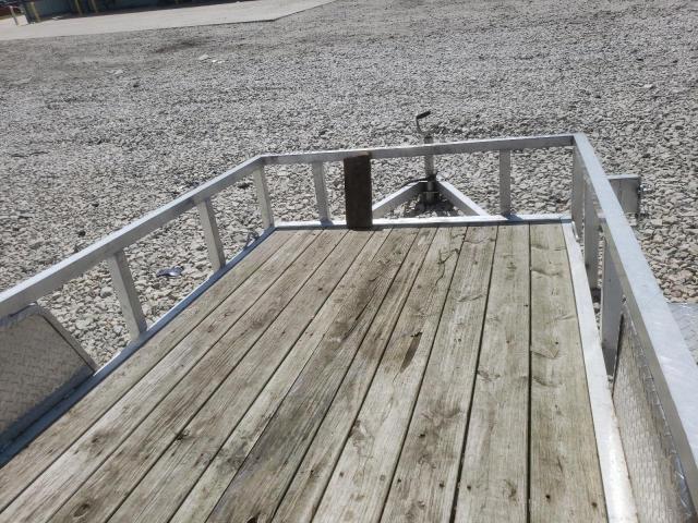 5LEC1UC1XJ1177404 - 2018 UTILITY TRAILER Gümüş foto 5