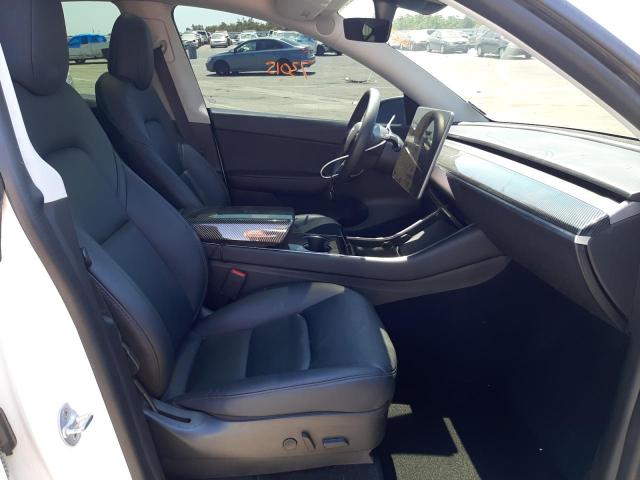5YJYGDEE6LF037327 - 2020 TESLA MODEL Y أبيض صورة 5