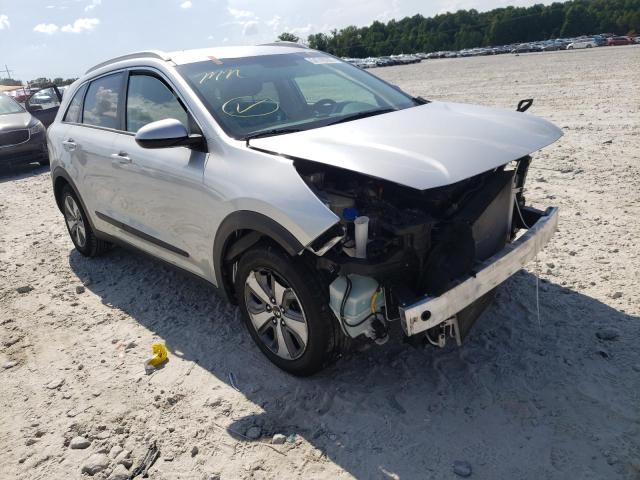 KNDCB3LCXL5399621 - 2020 KIA NIRO LX SILVER photo 1