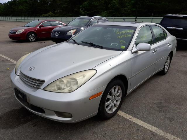 JTHBF30GX25033159 - 2002 LEXUS ES 300 SILVER photo 2