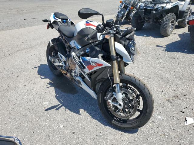 WB10E5307N6F50102 - 2022 BMW S 1000 R WHITE photo 1