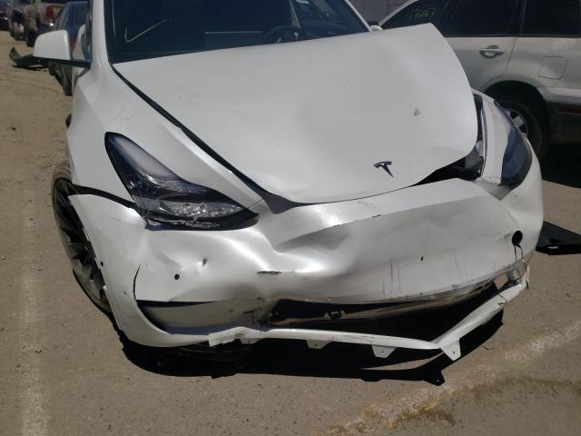 7SAYGDEE5NF481661 - 2022 TESLA MODEL Y Белый фото 9