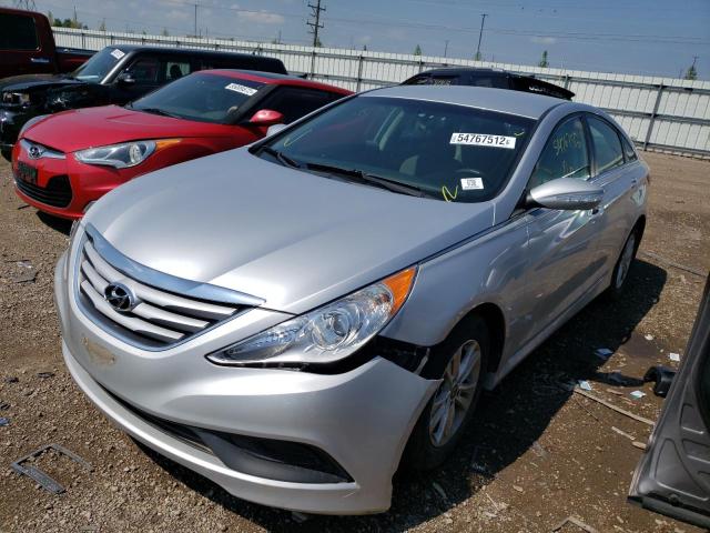 5NPEB4ACXEH896317 - 2014 HYUNDAI SONATA GLS SILVER photo 2