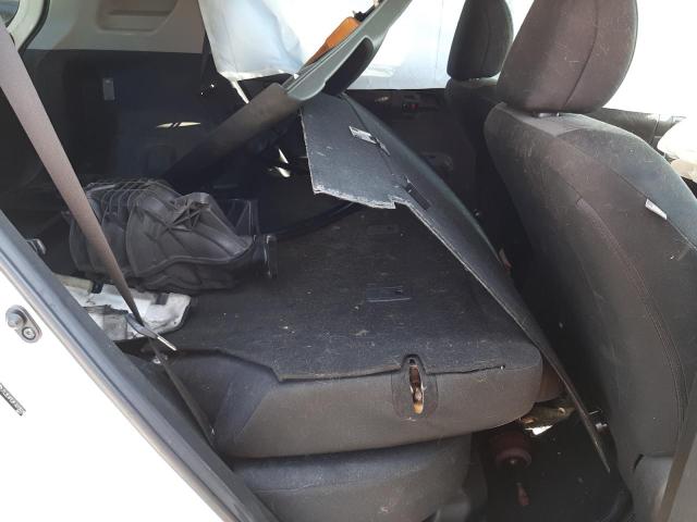 JTLZE4FE2FJ073929 - 2015 TOYOTA SCION XB WHITE photo 6