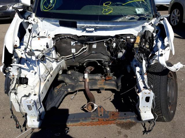 JTLZE4FE2FJ073929 - 2015 TOYOTA SCION XB WHITE photo 7