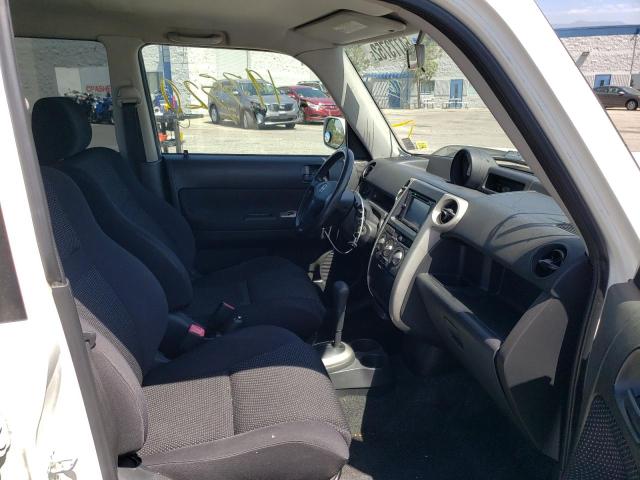 JTLKT324464047118 - 2006 TOYOTA SCION XB 白色 照片 5