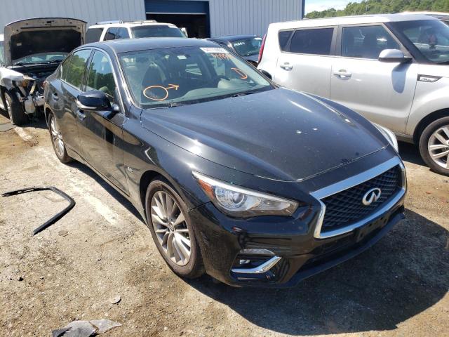 JN1EV7AP4JM352944 - 2018 INFINITI Q50 LUXE BLACK photo 1