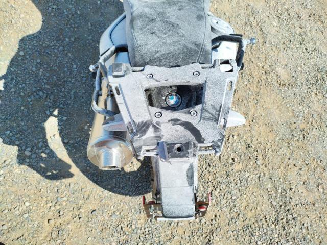 WB10B1109DZF84446 - 2013 BMW F700 GS SILVER photo 6