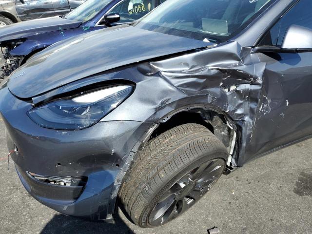 7SAYGDEF6NF350697 - 2022 TESLA MODEL Y فحمي صورة 9
