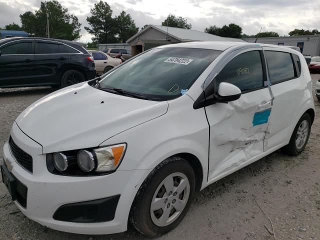 1G1JA6SH6D4189204 - 2013 CHEVROLET SONIC LS WHITE photo 2