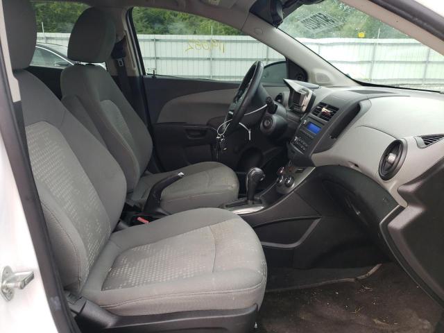 1G1JA6SH6D4189204 - 2013 CHEVROLET SONIC LS WHITE photo 5