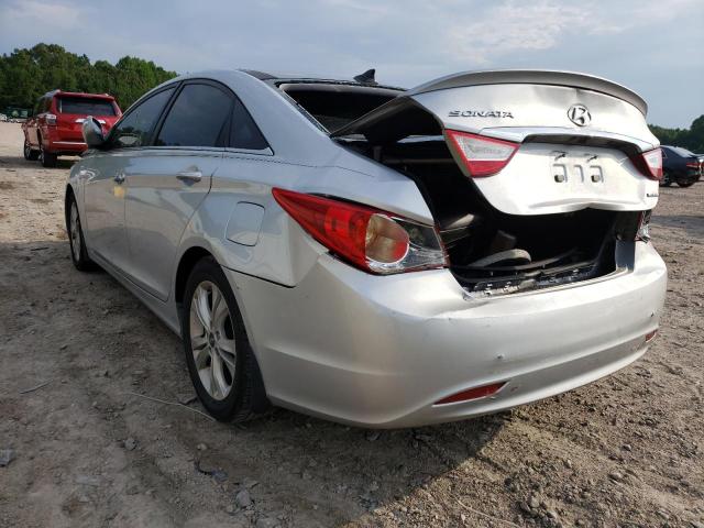 5NPEC4AC4DH621943 - 2013 HYUNDAI SONATA SILVER photo 3