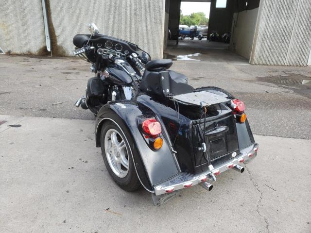 1HD1FC4167Y699653 - 2007 HARLEY-DAVIDSON FLHTCUI 黑色 照片 3