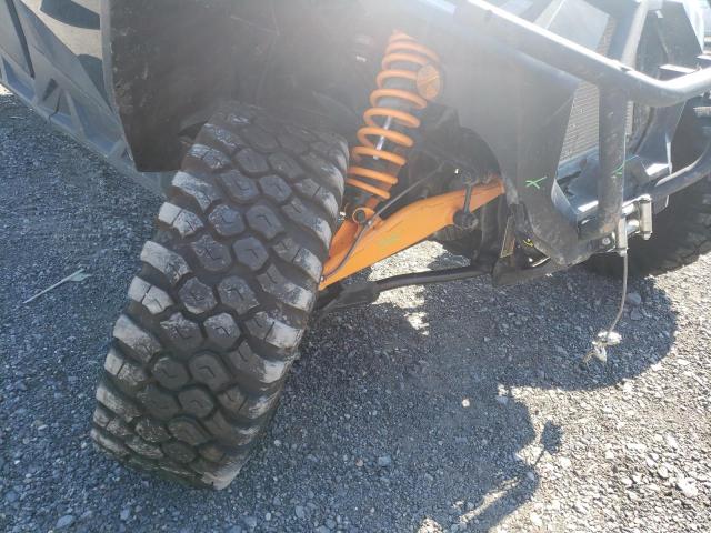 3JB1CAX45NK000394 - 2022 CAN-AM COMMANDER BLACK photo 9