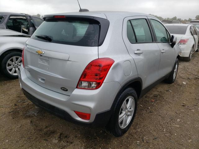 KL7CJNSB1LB312677 - 2020 CHEVROLET TRAX LS SILVER photo 4