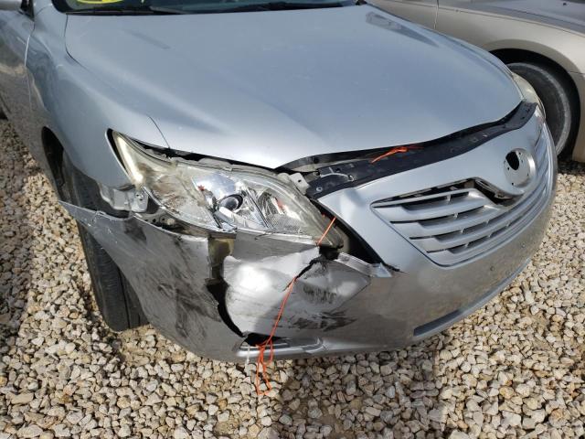 4T4BE46K17R007585 - 2007 TOYOTA CAMRY CE GRAY photo 9
