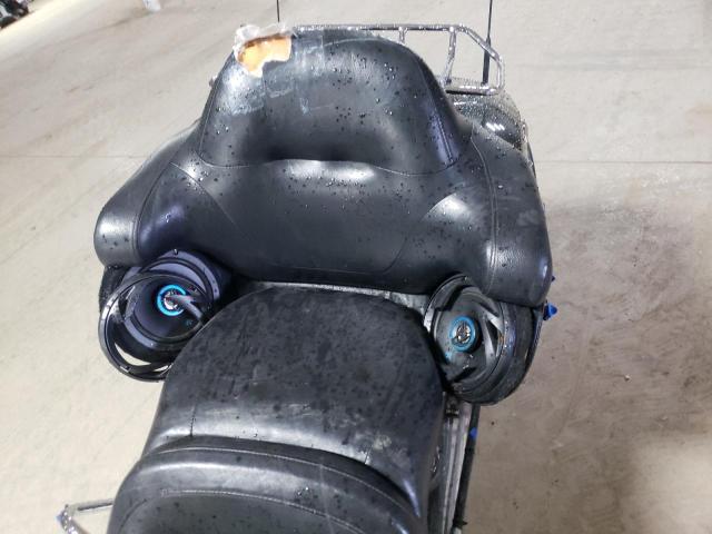 1HD1KEL1XEB632918 - 2014 HARLEY-DAVIDSON FLHTK ELEC შავი ფოტო 6