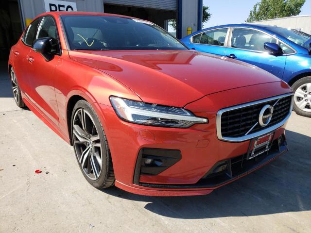 7JRA22TM6KG000590 - 2019 VOLVO S60 T6 R-D ORANGE photo 1