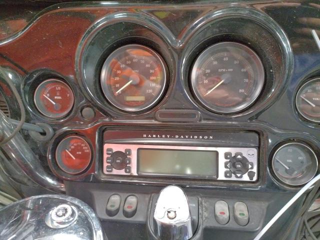 1HD1FCW116Y680553 - 2006 HARLEY-DAVIDSON FLHTCUI 勃艮第红 照片 8