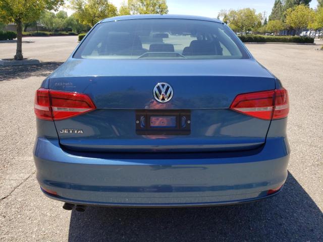 3VW1K7AJ7FM255939 - 2015 VOLKSWAGEN JETTA BASE 蓝色 照片 4