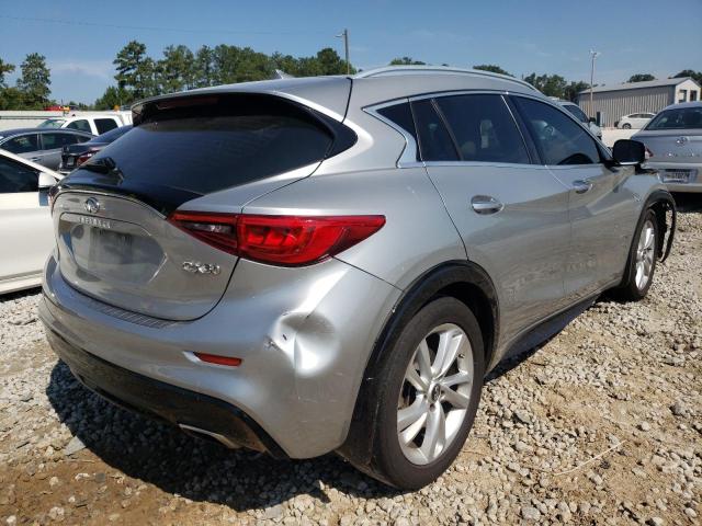 SJKCH5CP5KA007788 - 2019 INFINITI QX30 PURE SILVER photo 4