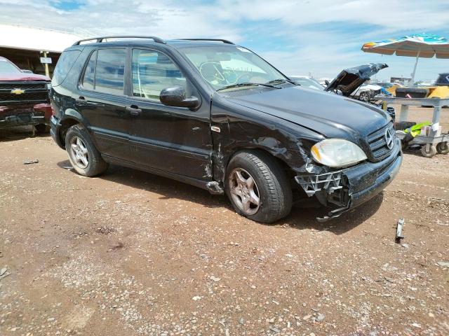 4JGAB54E2YA152848 - 2000 MERCEDES-BENZ ML 320 BLACK photo 9