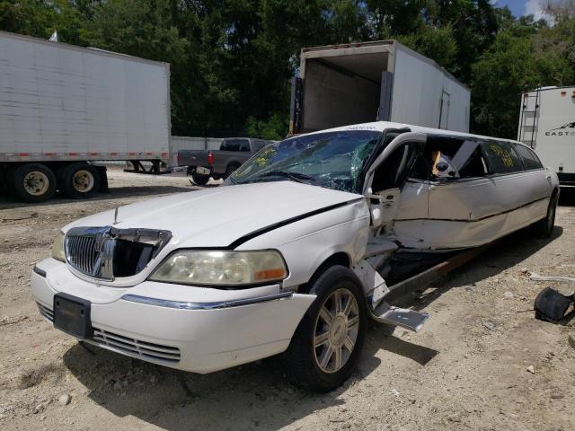 2L1FL8JW0BX761342 - 2011 LINCOLN TOWN CAR EXECUTIVE  фото 2