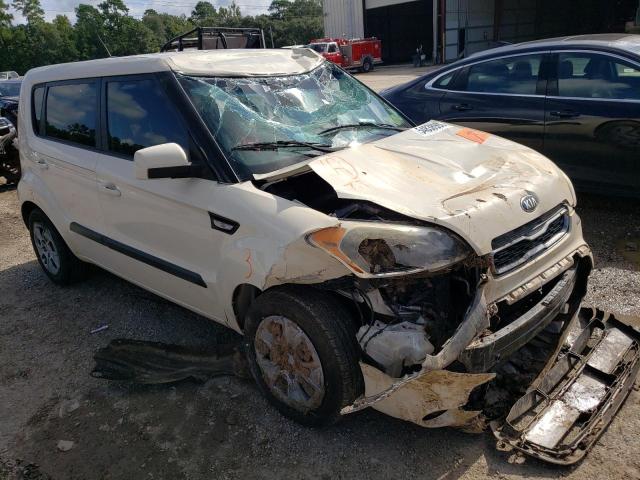 KNDJT2A57D7772624 - 2013 KIA SOUL WHITE photo 1