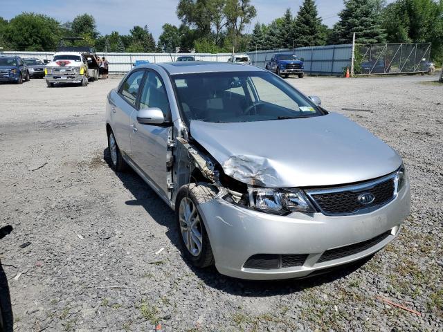 KNAFU4A22B5371184 - 2011 KIA FORTE EX SILVER photo 1