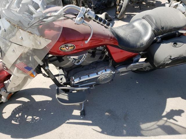 5VPCB16D653008862 - 2005 VICTORY MOTORCYCLES KINGPIN 红色 照片 7