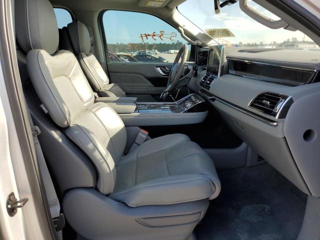 5LMJJ3LT3JEL16059 - 2018 LINCOLN NAVIGATOR SILVER photo 5