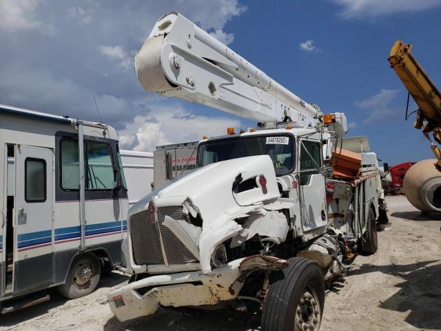 2NKHHM7X7FM417356 - 2015 KENWORTH CONSTRUCTI WHITE photo 2