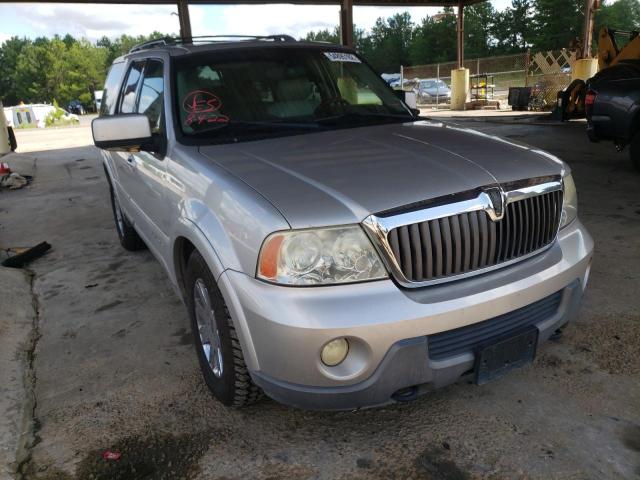 5LMFU28R84LJ35477 - 2004 LINCOLN NAVIGATOR 银色 照片 1