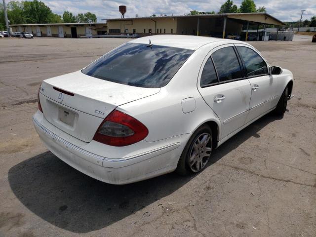 WDBUF26J25A652663 - 2005 MERCEDES-BENZ E 320 CDI WHITE photo 4