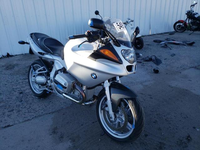 WB10432AX2ZB52457 - 2002 BMW R1100 S SILVER photo 1