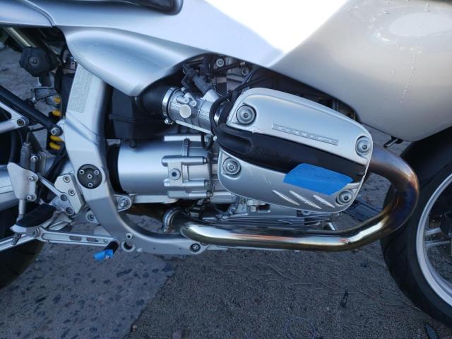 WB10432AX2ZB52457 - 2002 BMW R1100 S SILVER photo 7