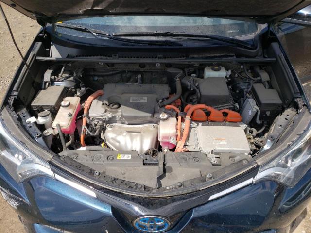 JTMRJREV0JD227180 - 2018 TOYOTA RAV4 HV LE BLUE photo 7