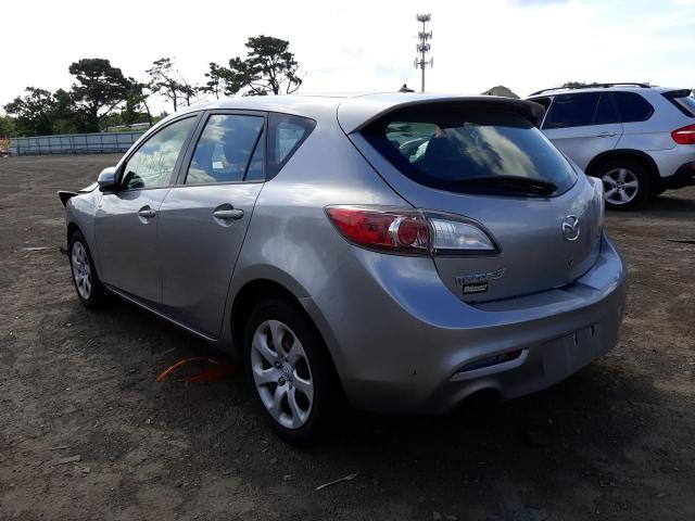 JM1BL1KF1D1728045 - 2013 MAZDA 3 I فضي صورة 3